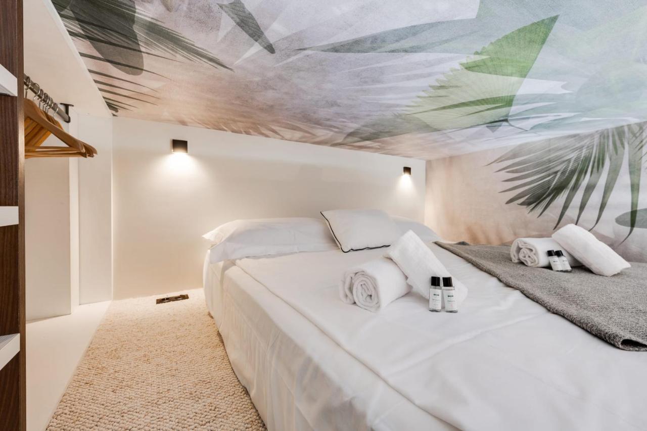 La Petite Suite - T1 In Duplex In The City Center Annecy Kültér fotó